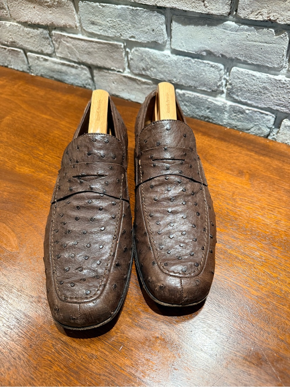 Salvatore Ferragamo Men’s Brown Ostrich Penny Loafers 🤩